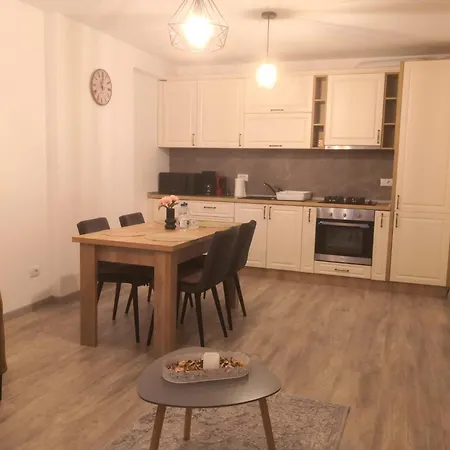 Avram Iancu Apartment Brașov